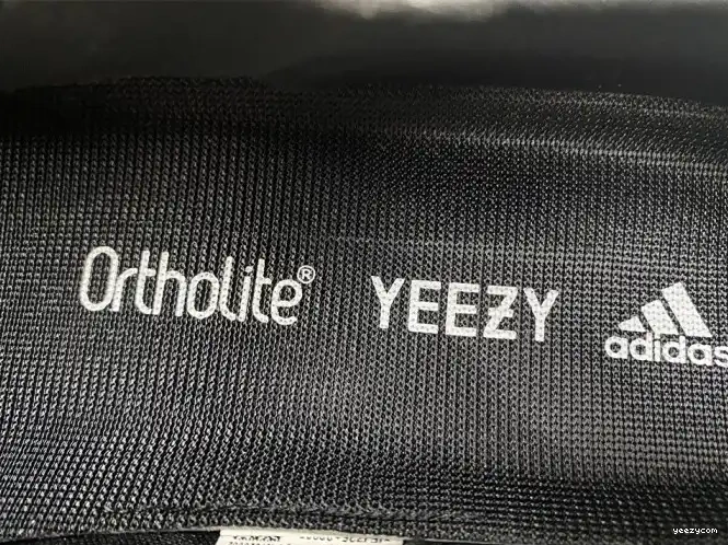 H68031 ADIDAS 400 YEEZY 0513